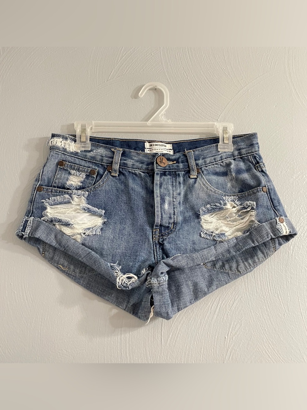 One Teaspoon Bandit Cuffed Denim Shorts Women 25 Blue Distressed Cowgirl Coastal - Picture 3 of 11